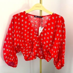 Red Zara linen cropped blouse